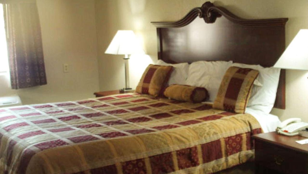 Western Motel Inn&Suites Hazelhurst Hazlehurst Buitenkant foto