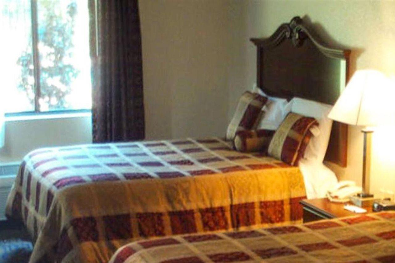 Western Motel Inn&Suites Hazelhurst Hazlehurst Buitenkant foto